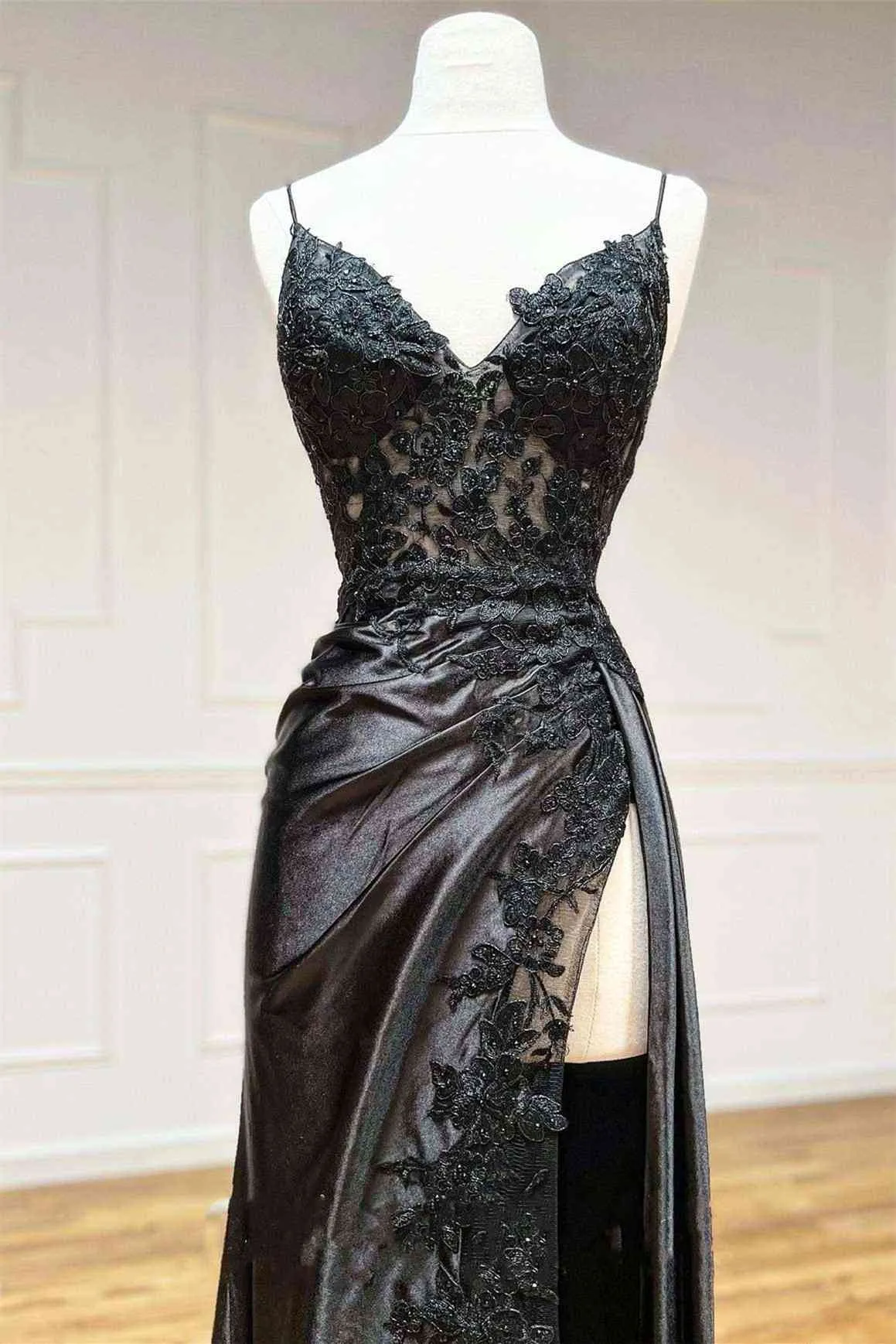 Black Long Appliques Prom Dress with Spaghetti Straps,Vintage Formal Dresses