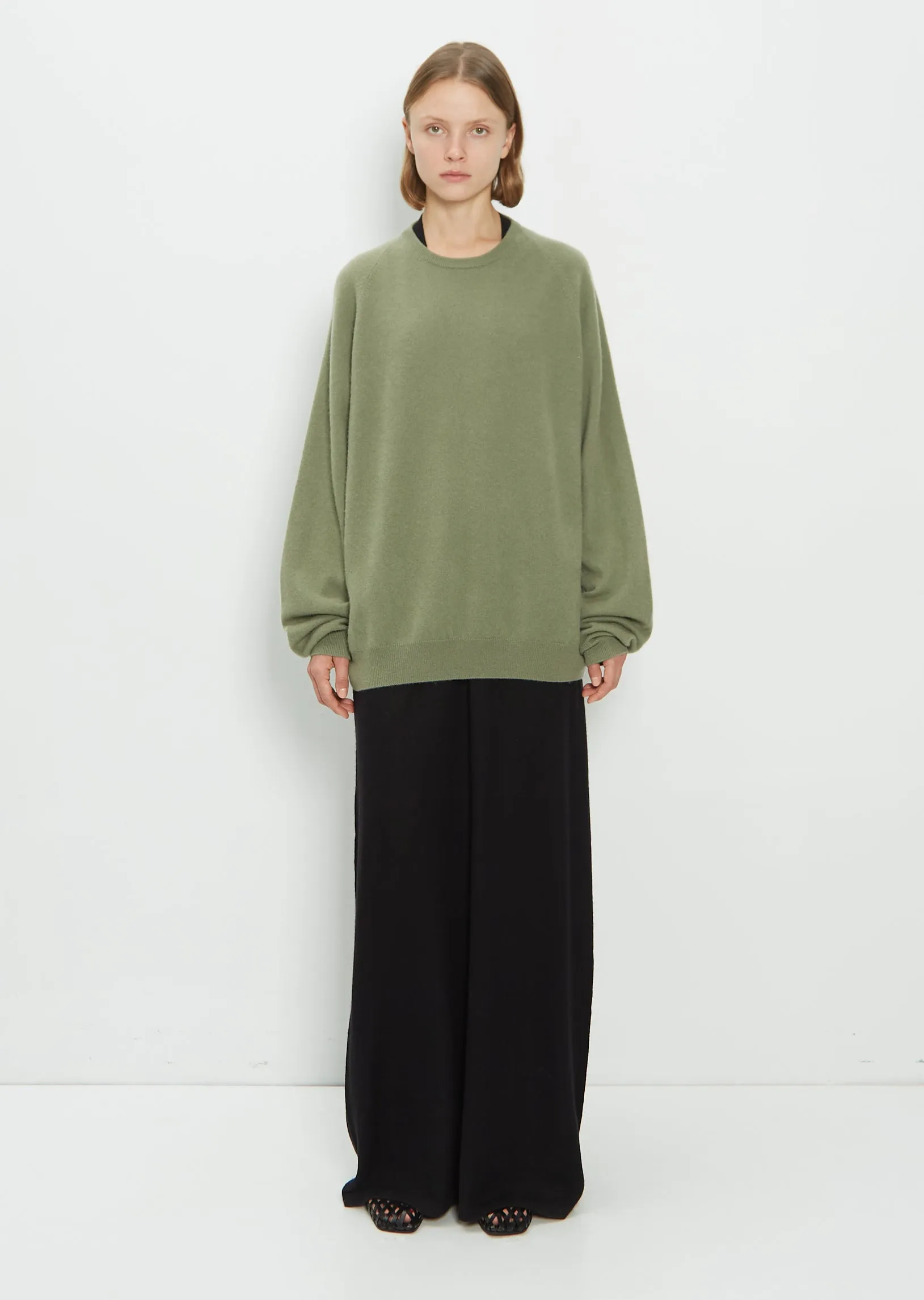 Cashmere Boyfriend Round Neck — Light Kale