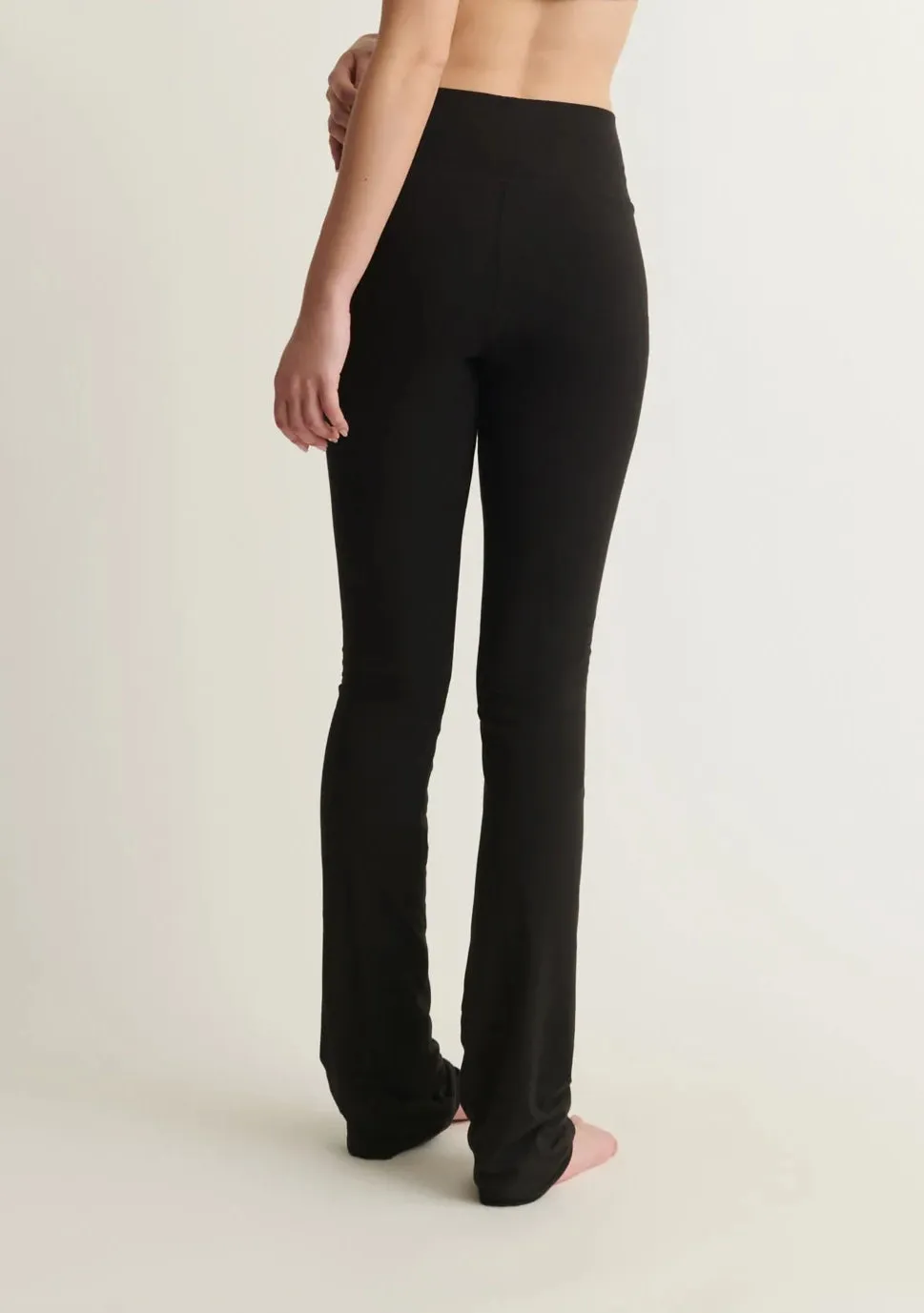 DAMIA Pants in Black