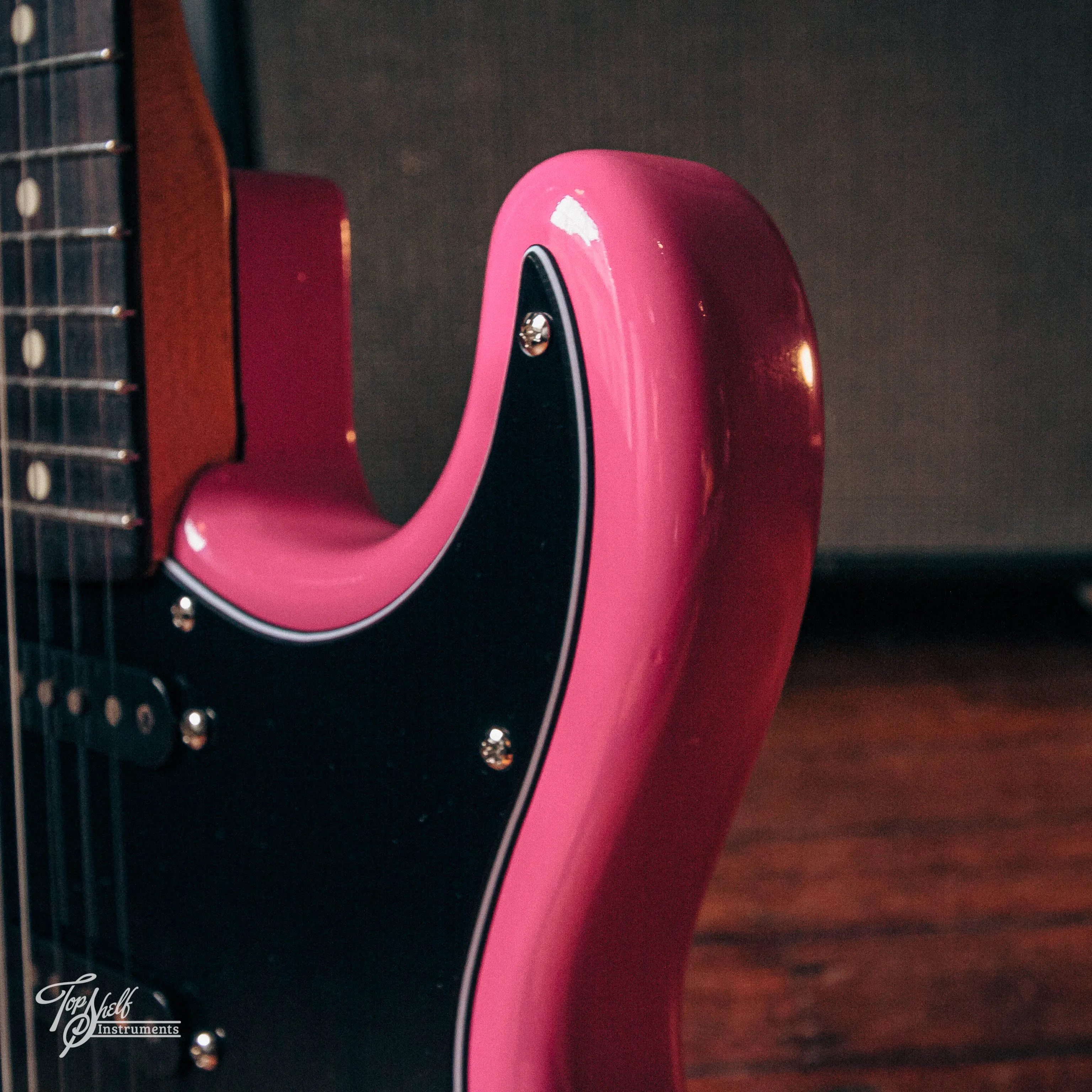 Fender Japan '62 Stratocaster ST62-70 Barbie Pink 1991