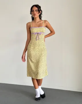 Isaure Midi Dress in Flowing Flower Yellow