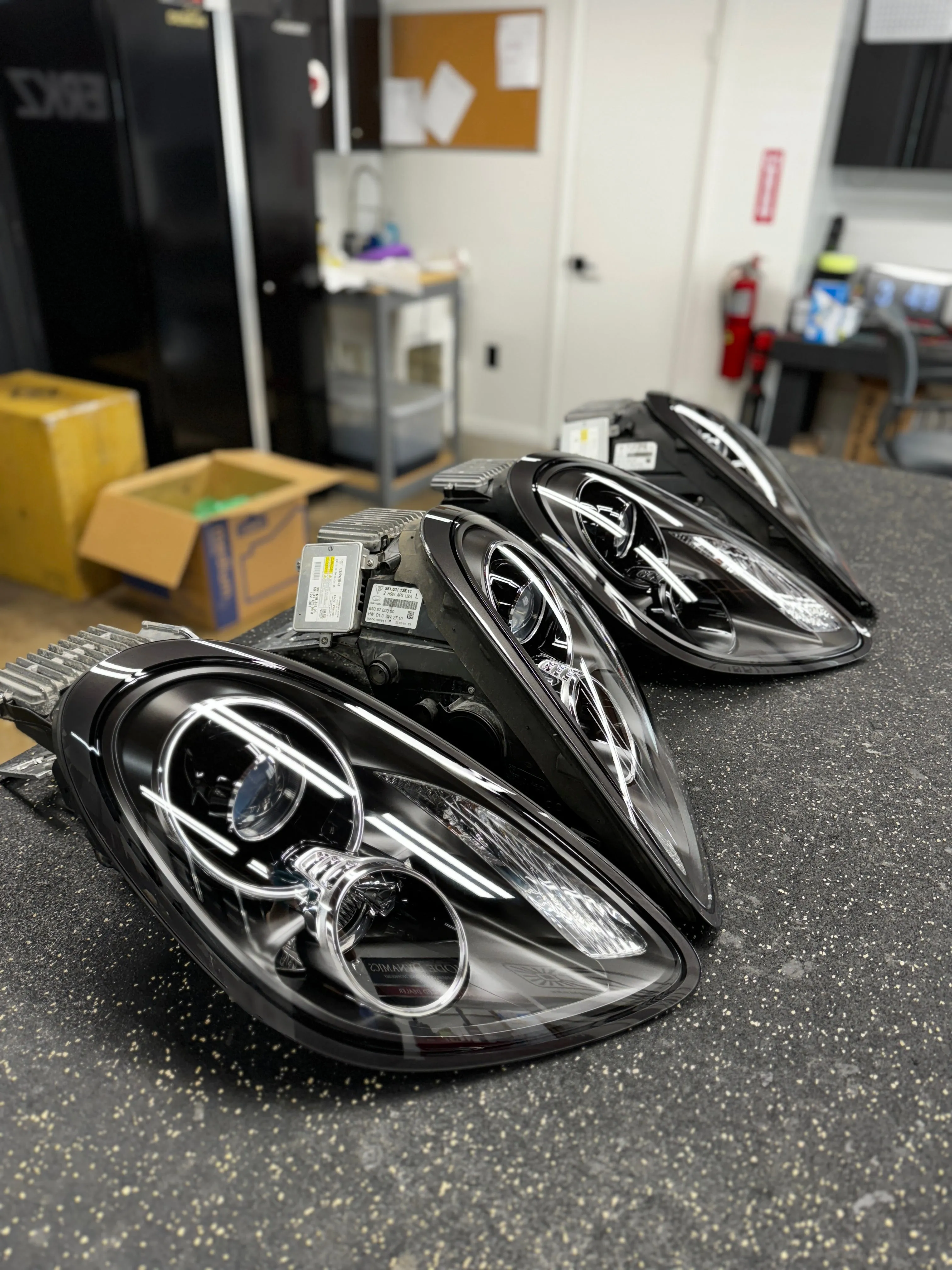 Porsche Cayman / Boxster 981 Headlight Lens Replacement Service