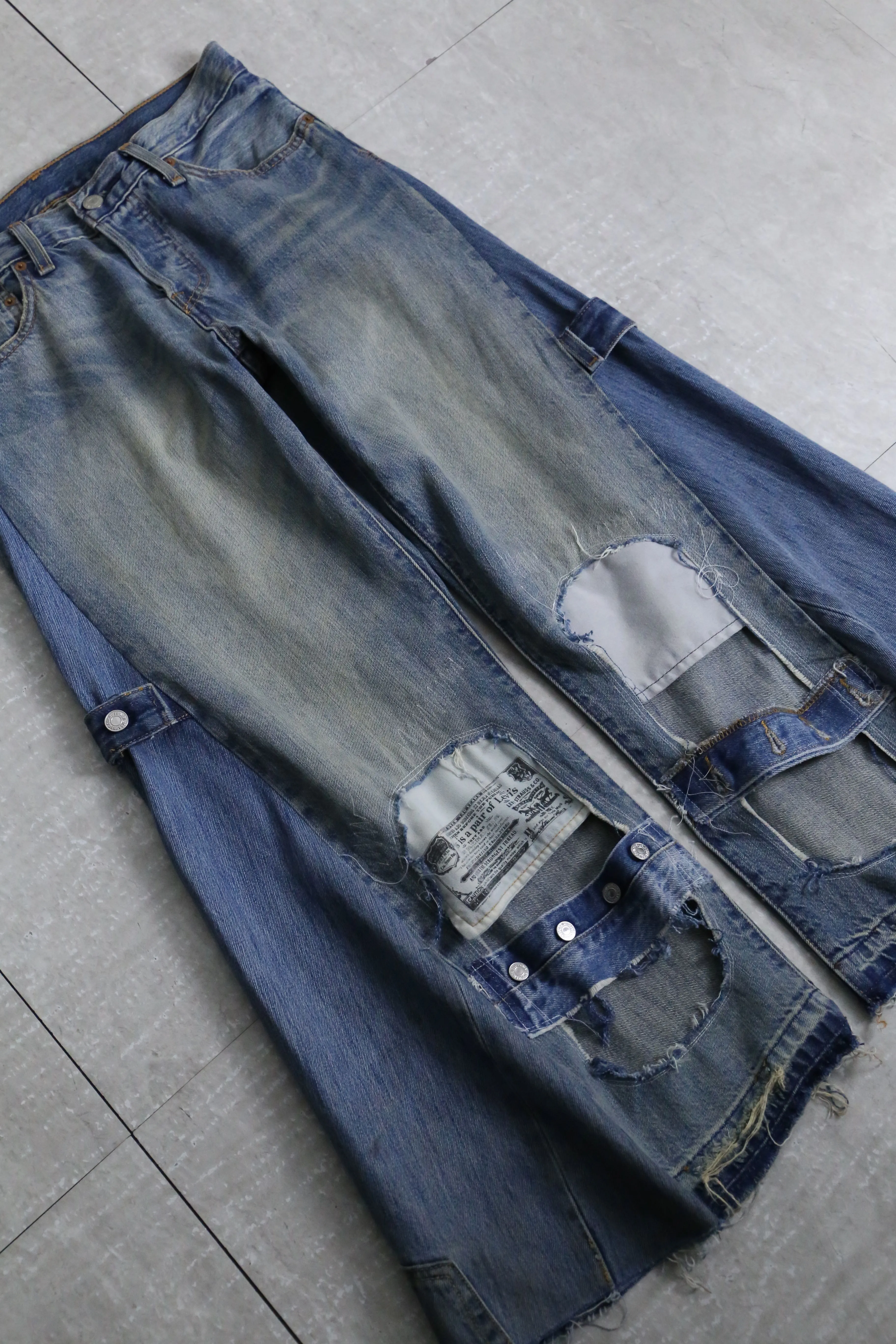 "Re:make" hole design flare denim pants