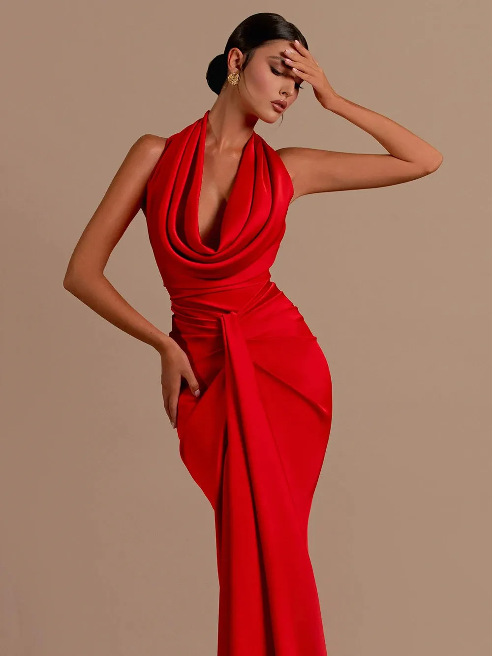 Red Backless Halter V-Neck Maxi Bodycon Christmas Party Dress