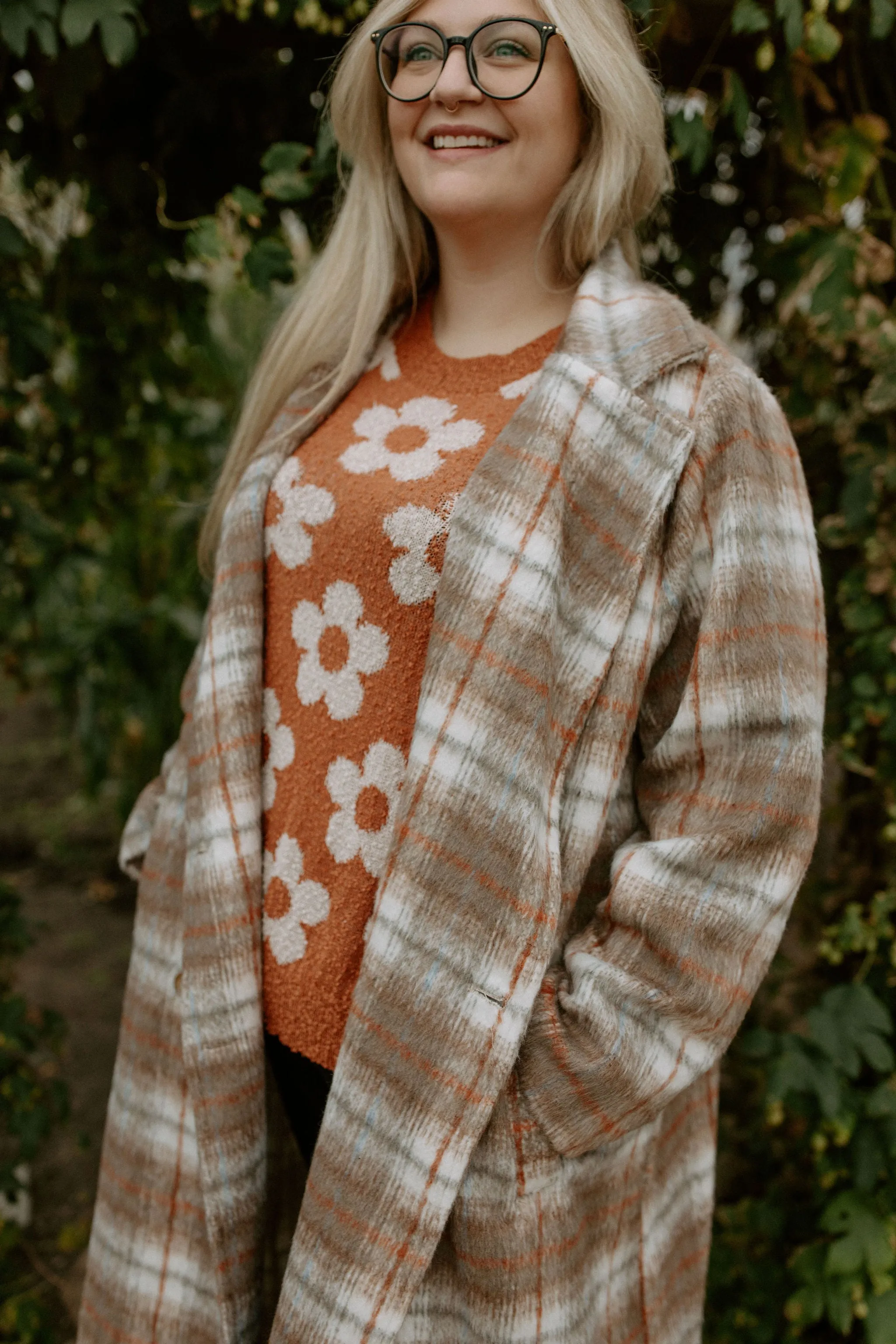 The Retro Daisy Knit Sweater - PLUS