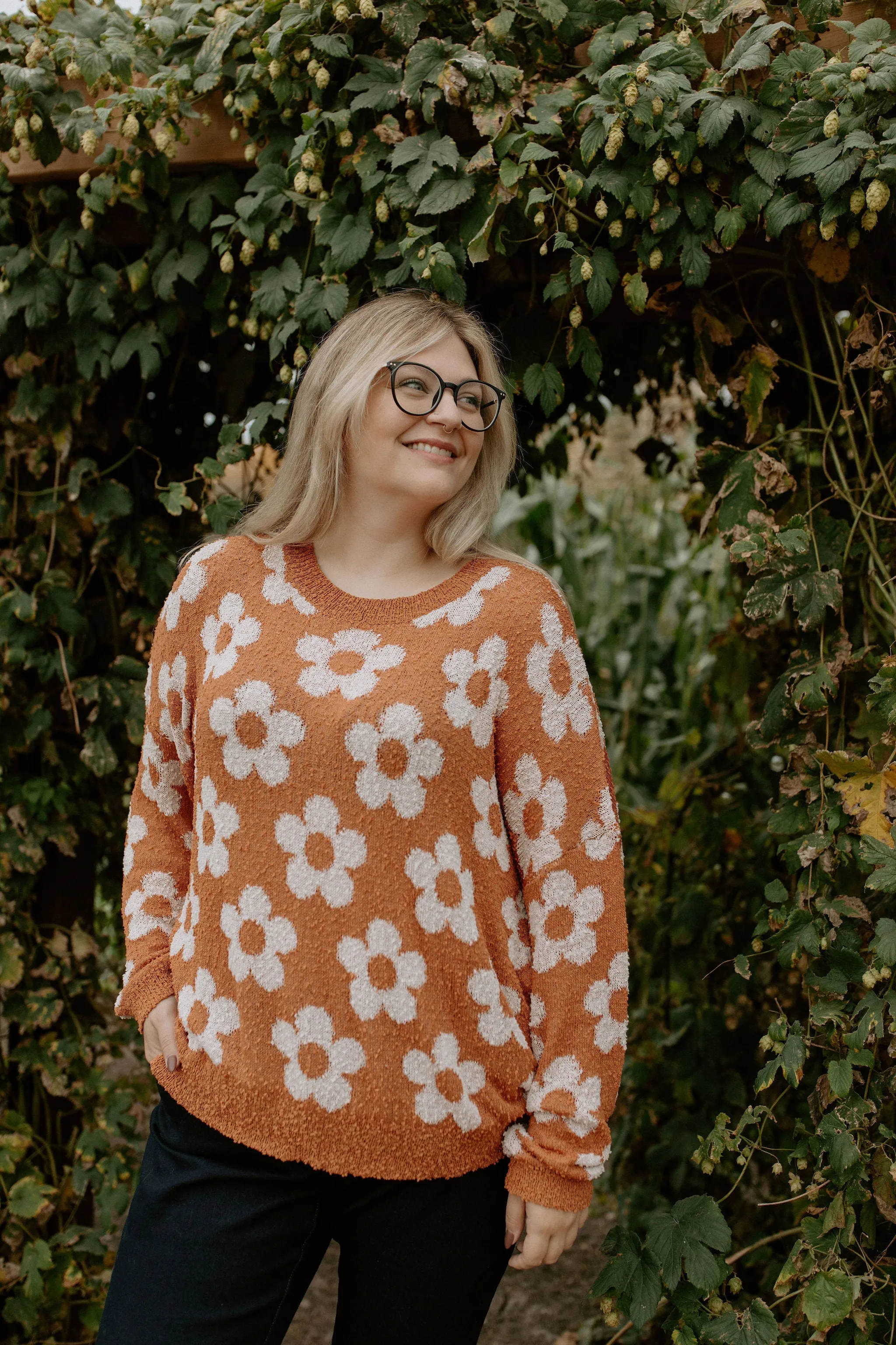 The Retro Daisy Knit Sweater - PLUS