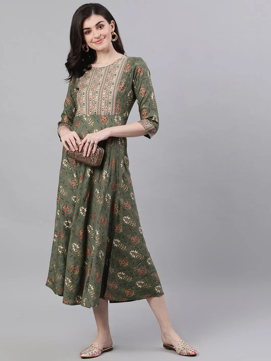 Women Green Geometric Printed Round Neck Cotton Maxi Dress